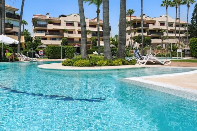 2 chambre Appartement à vendre à Costalita, Estepona avec piscine garage - 1 490 000 € (Ref: 9672083)