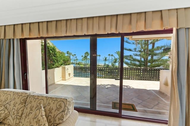 2 chambre Appartement à vendre à Costalita, Estepona avec piscine garage - 1 490 000 € (Ref: 9672083)