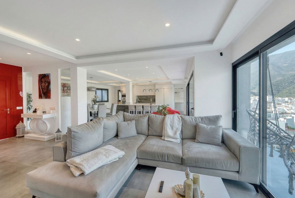 4 bedroom Villa for sale in Istan - € 1,490,000 (Ref: 9681428)