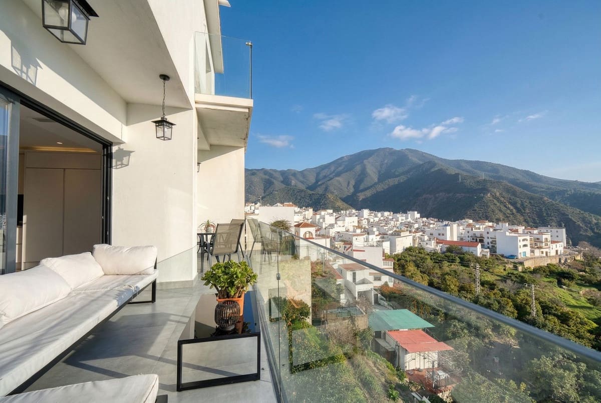 4 bedroom Villa for sale in Istan - € 1,490,000 (Ref: 9681428)