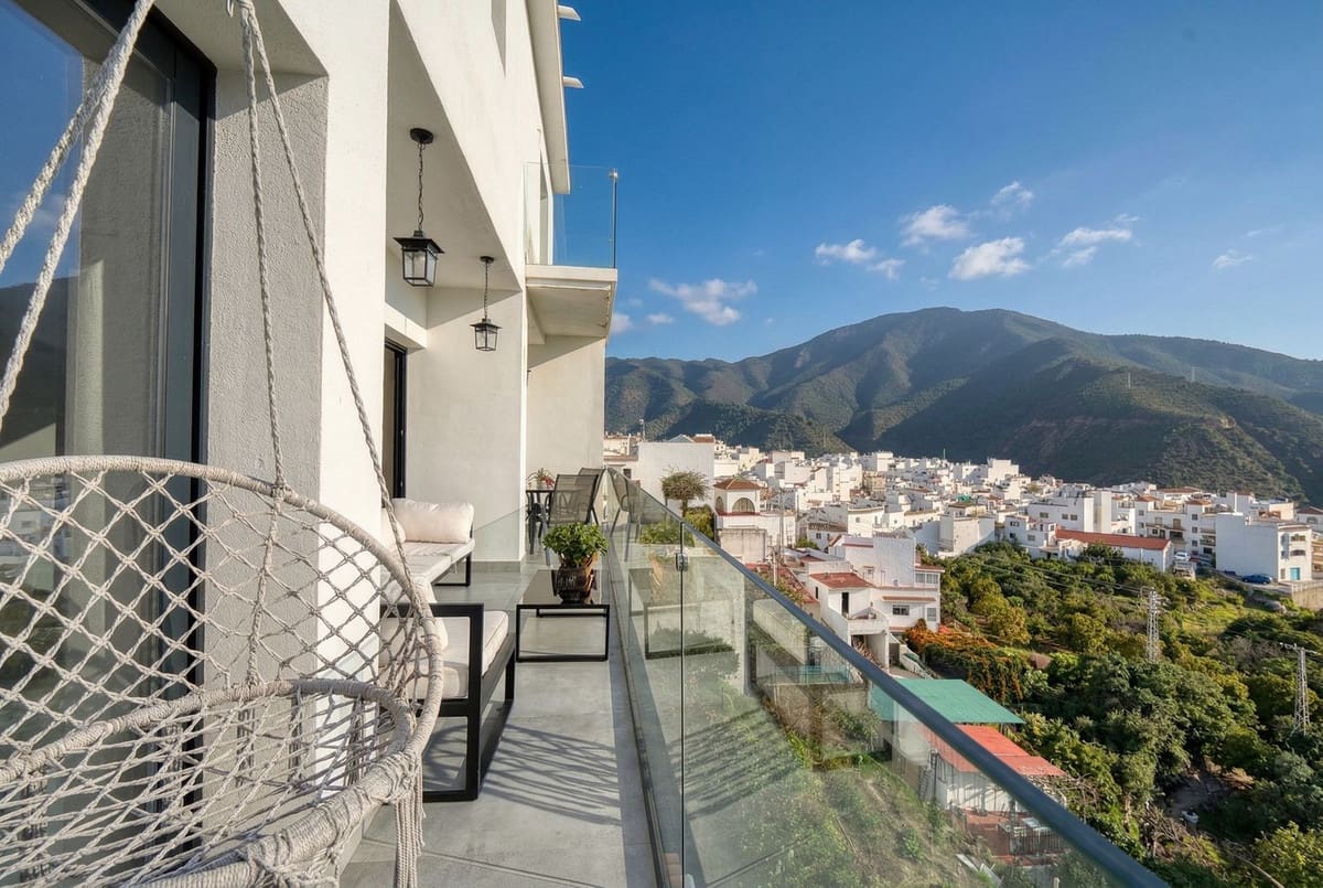 4 bedroom Villa for sale in Istan - € 1,490,000 (Ref: 9681428)