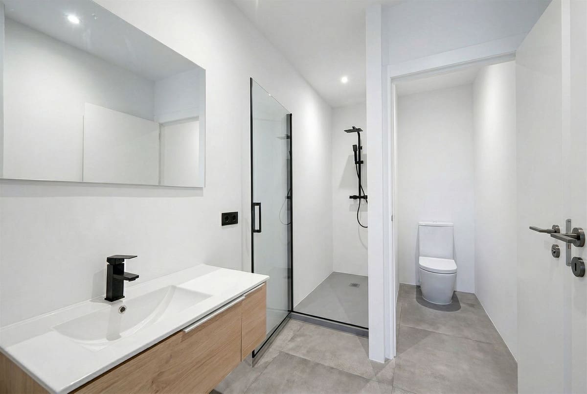 4 quarto Moradia para venda em Istan - 1 490 000 € (Ref: 9681428)
