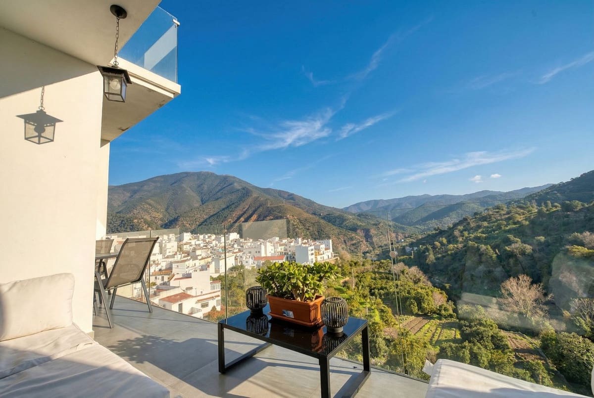 4 quarto Moradia para venda em Istan - 1 490 000 € (Ref: 9681428)