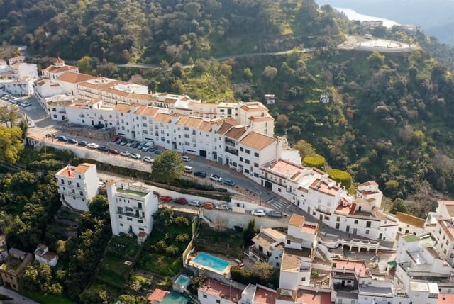 4 quarto Moradia para venda em Istán - 1 490 000 € (Ref: 9681428)