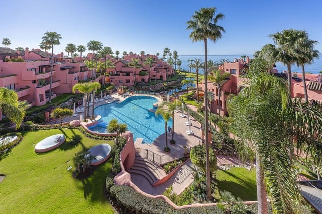 3 quarto Apartamento para venda em New Golden Mile, Estepona com piscina garagem - 2 995 000 € (Ref: 9687458)