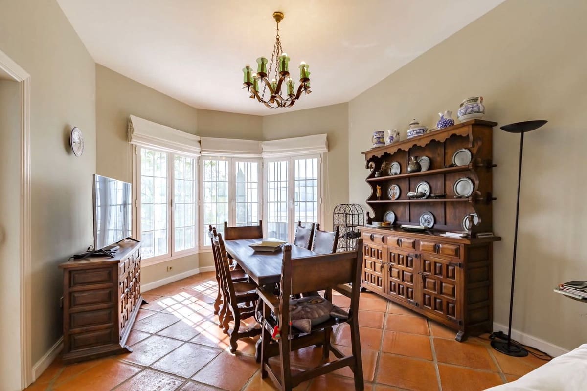 Chalet de 5 habitaciones en El Rosario en venta con piscina garaje - 3.250.000 € (Ref: 9694322)