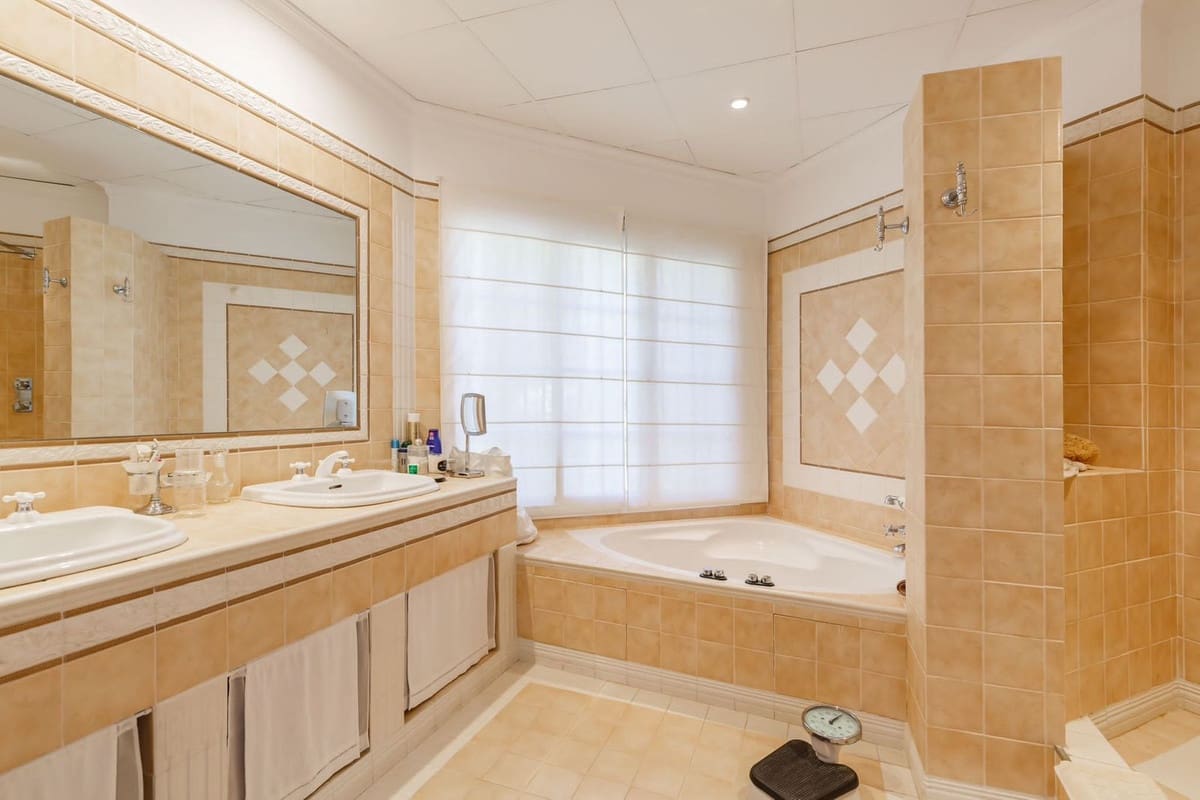 5 camera da letto Villa in vendita in El Rosario con piscina garage - 3.250.000 € (Rif: 9694322)