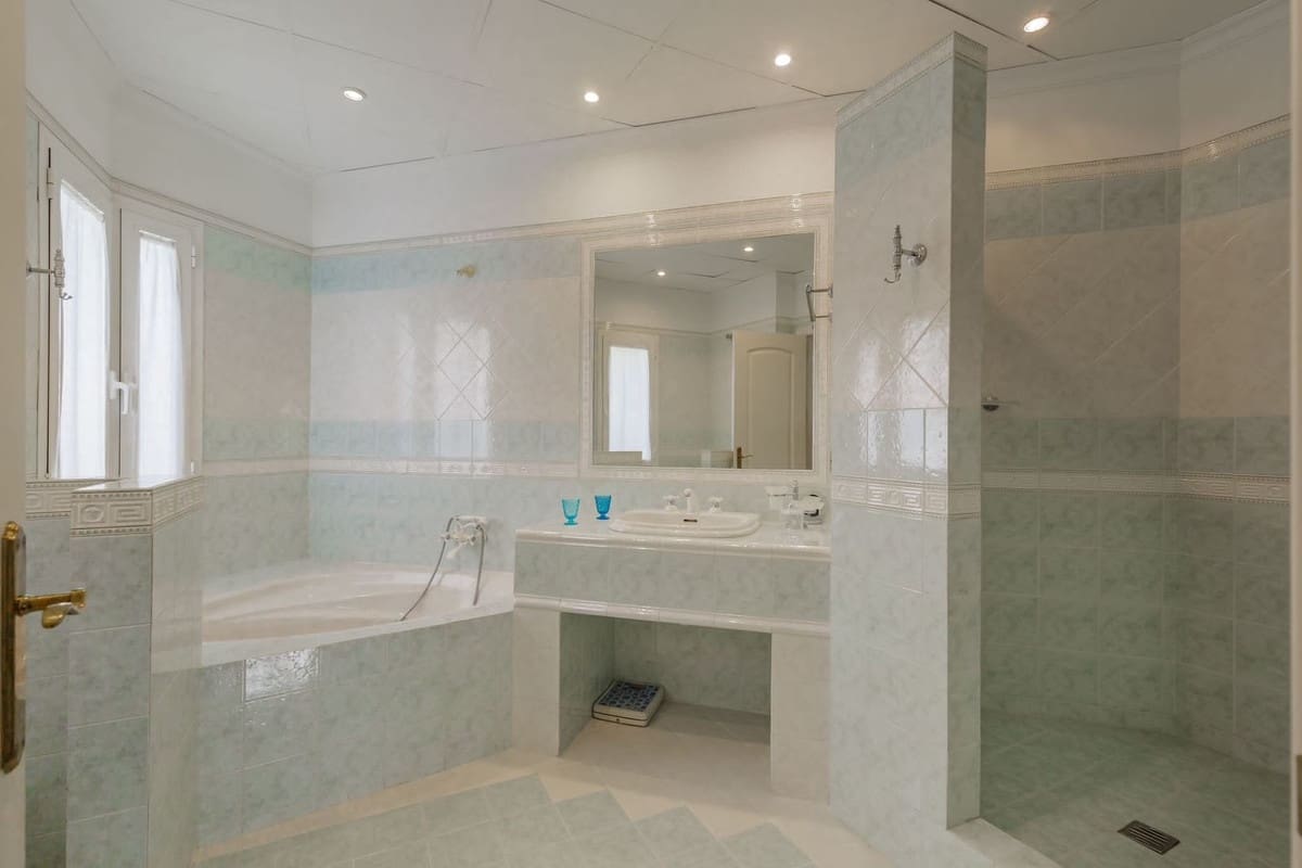 5 camera da letto Villa in vendita in El Rosario con piscina garage - 3.250.000 € (Rif: 9694322)