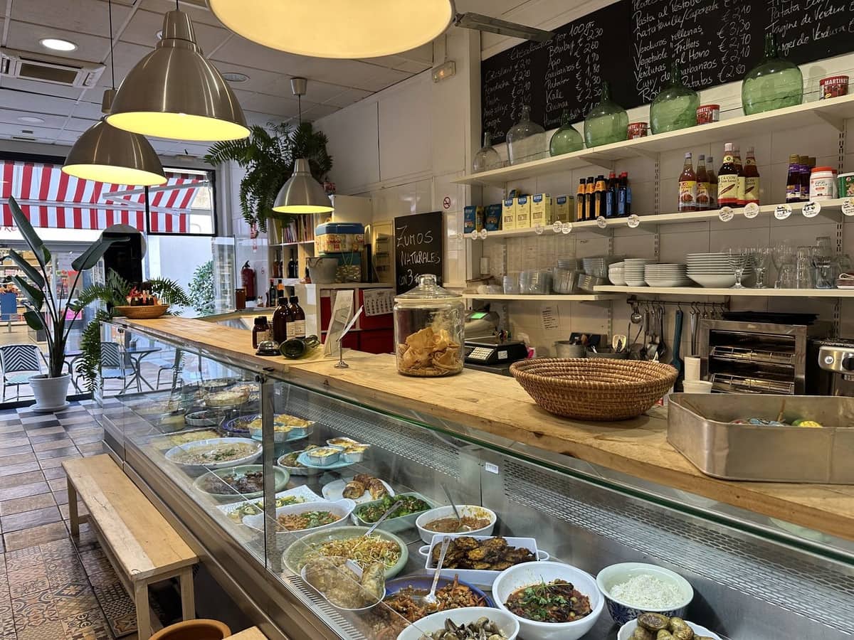 Restaurant/bar te koop in Guadalmina met garage - € 210.000 (Ref: 9741442)