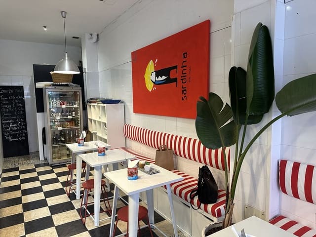 Restaurant/Bar til salg i Guadalmina Alta, Marbella med garage - € 210.000 (Ref: 9741442)