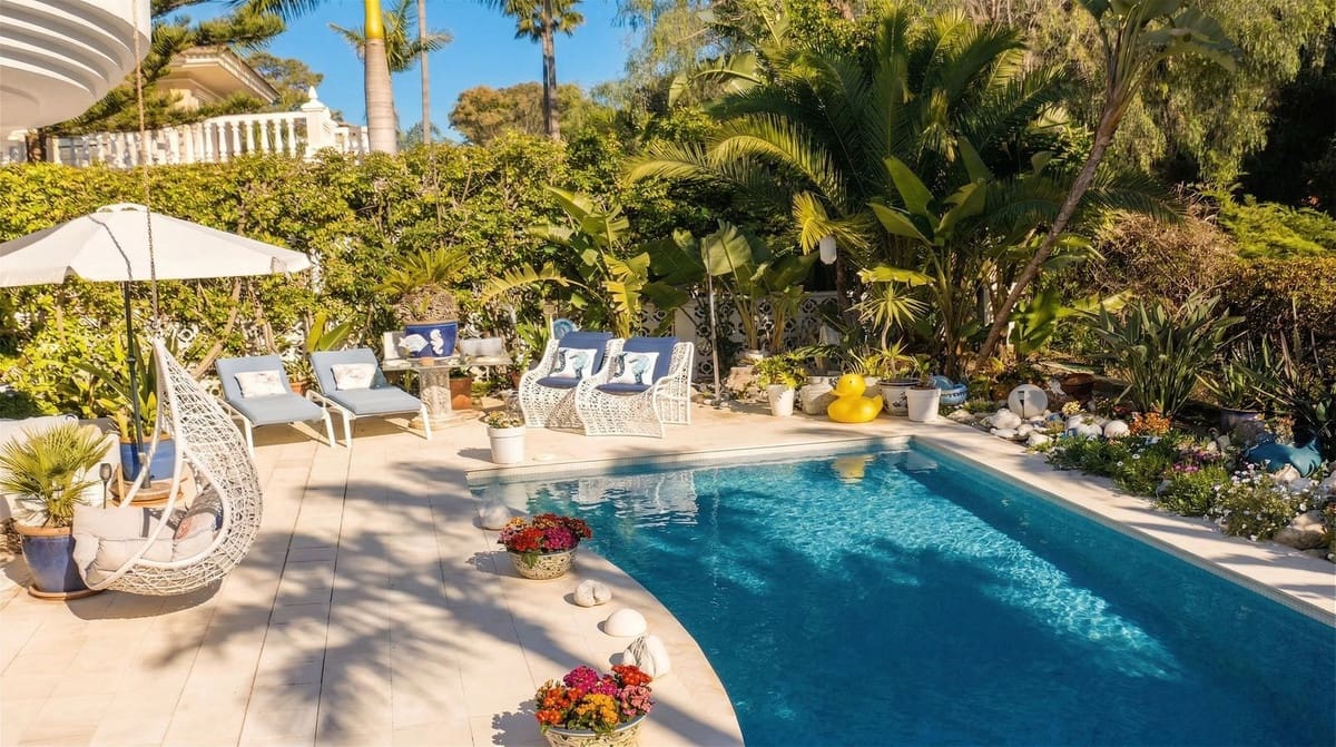 4 Zimmer Villa zu verkaufen in New Golden Mile mit Pool Garage - 2.950.000 € (Ref: 9747741)