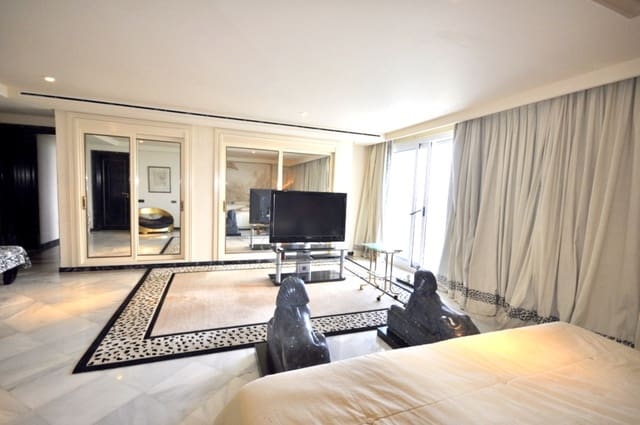 3 sovrum Lägenhet för semesterbostäder i Golden Mile, Marbella med pool garage - 7 000 € (Ref: 9751507)