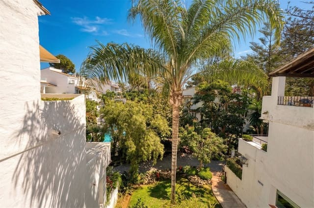 1 slaapkamer Penthouse te koop in Golden Mile, Marbella met zwembad - € 1.750.000 (Ref: 9758715)