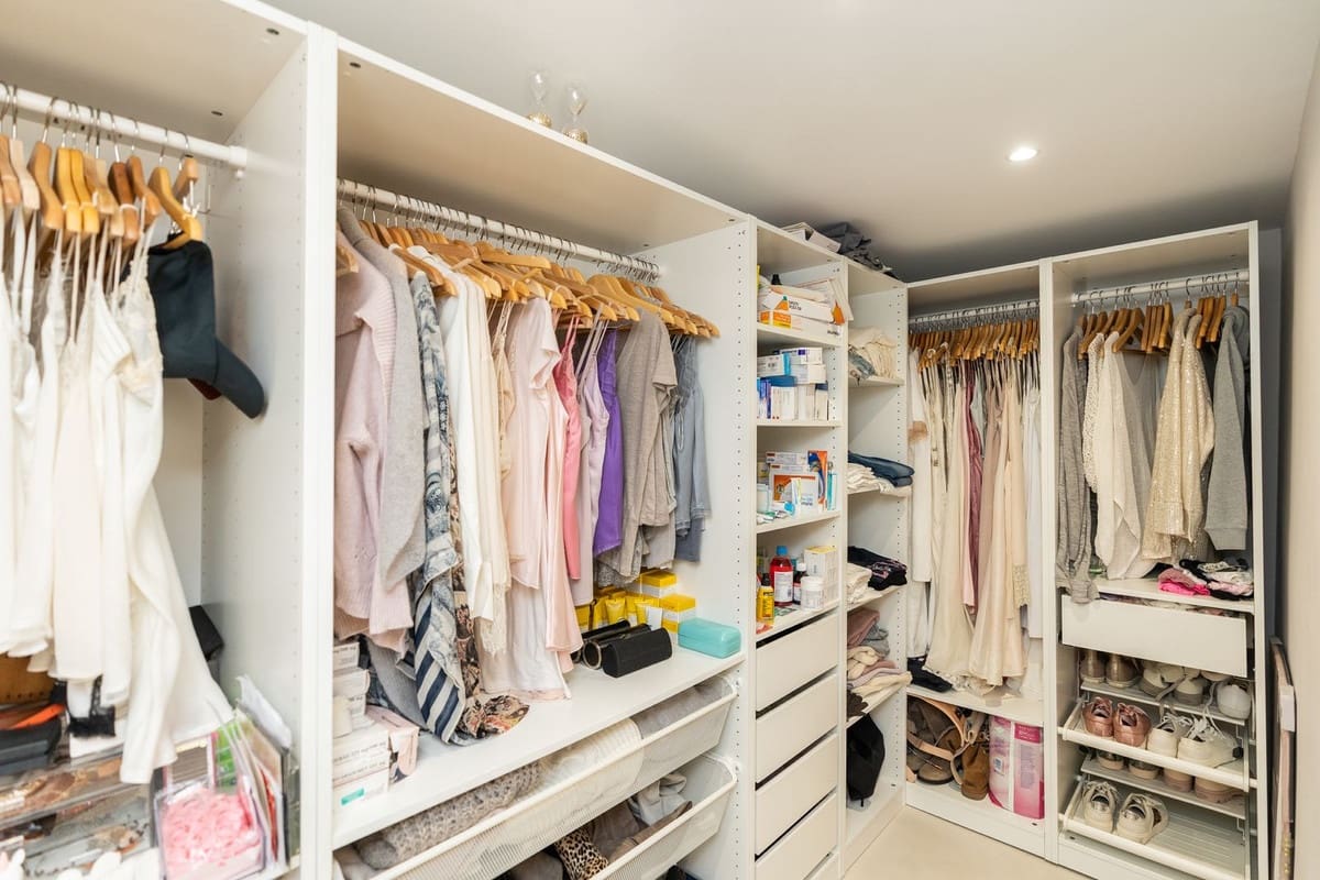 5 bedroom Villa for sale in San Pedro de Alcantara with pool garage - € 1,950,000 (Ref: 9772769)