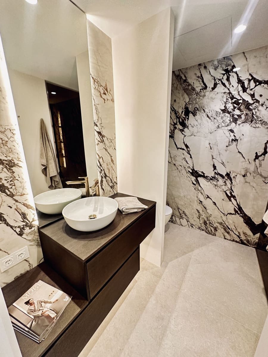 3 camera da letto Appartamento in vendita in New Golden Mile con piscina garage - 4.995.000 € (Rif: 9777730)