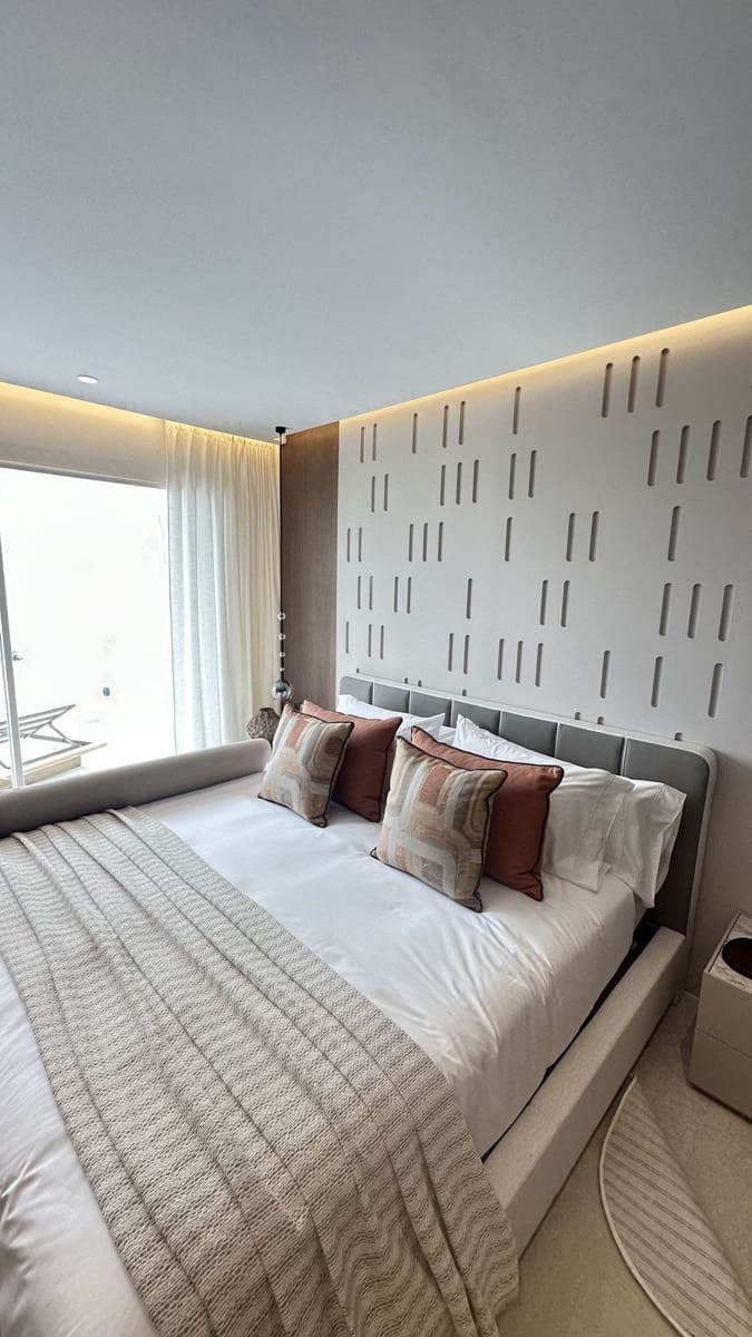 3 slaapkamer Appartement te koop in Estepona met zwembad - € 2.950.000 (Ref: 9806200)