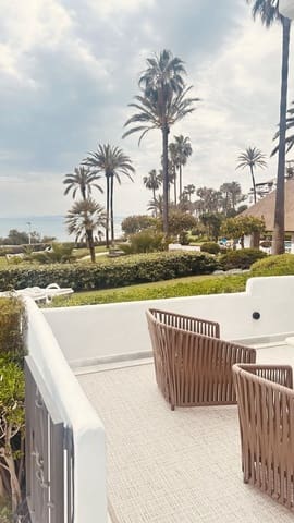 3 slaapkamer Appartement te koop in Estepona met zwembad - € 2.950.000 (Ref: 9806200)