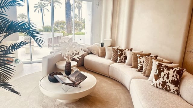 3 slaapkamer Appartement te koop in Estepona met zwembad - € 2.950.000 (Ref: 9806200)