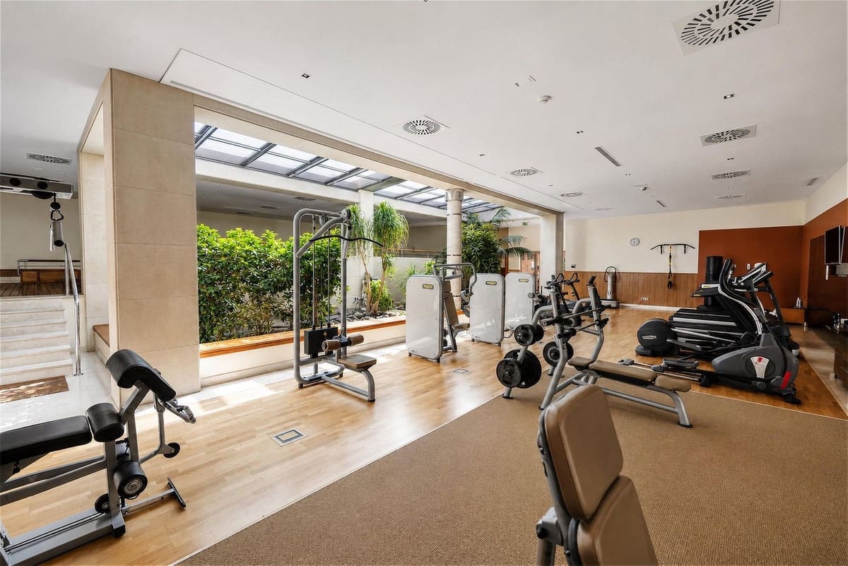 3 sovrum Takvåning till salu i Puerto Banus med pool garage - 3 500 000 € (Ref: 9826344)