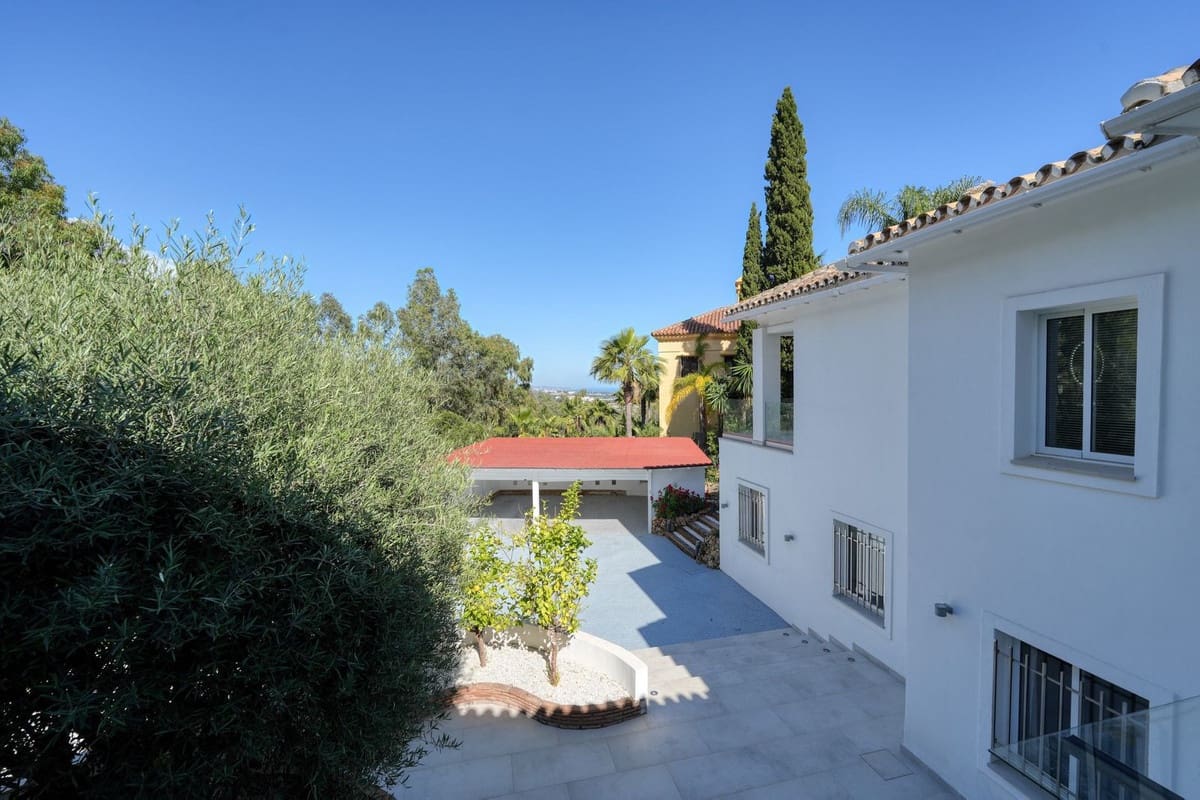 Chalet de 4 habitaciones en Benahavís en venta con piscina garaje - 2.950.000 € (Ref: 9854669)