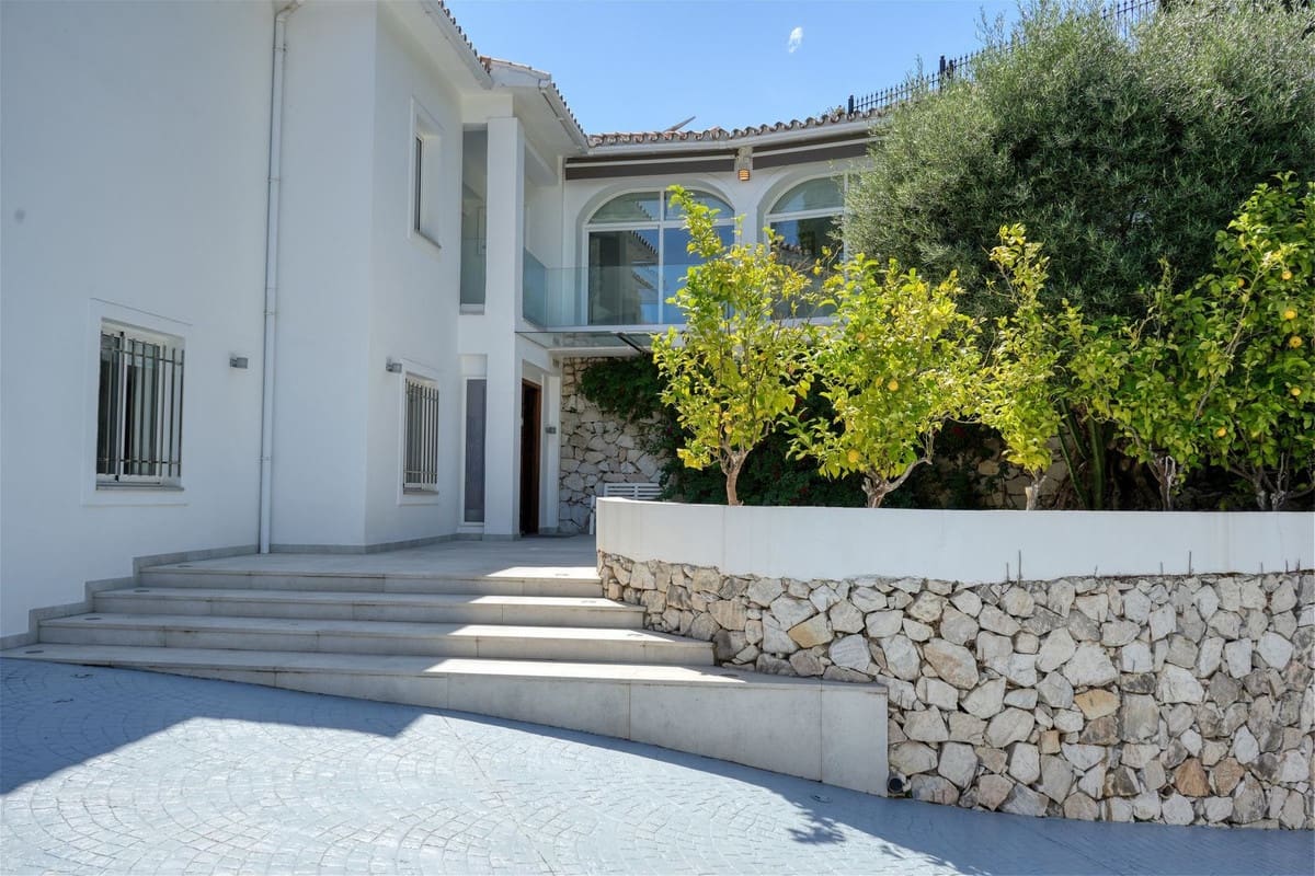 Chalet de 4 habitaciones en Benahavís en venta con piscina garaje - 2.950.000 € (Ref: 9854669)
