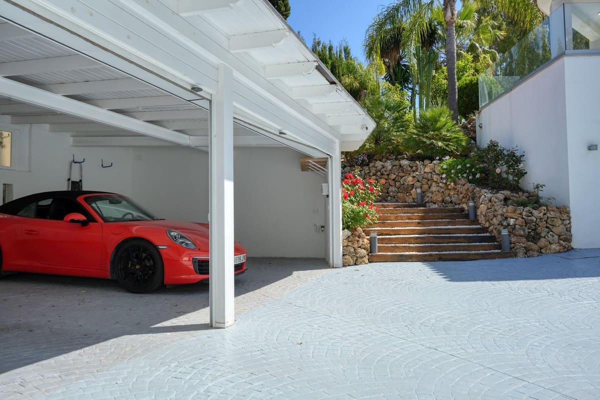 Chalet de 4 habitaciones en Benahavís en venta con piscina garaje - 2.950.000 € (Ref: 9854669)