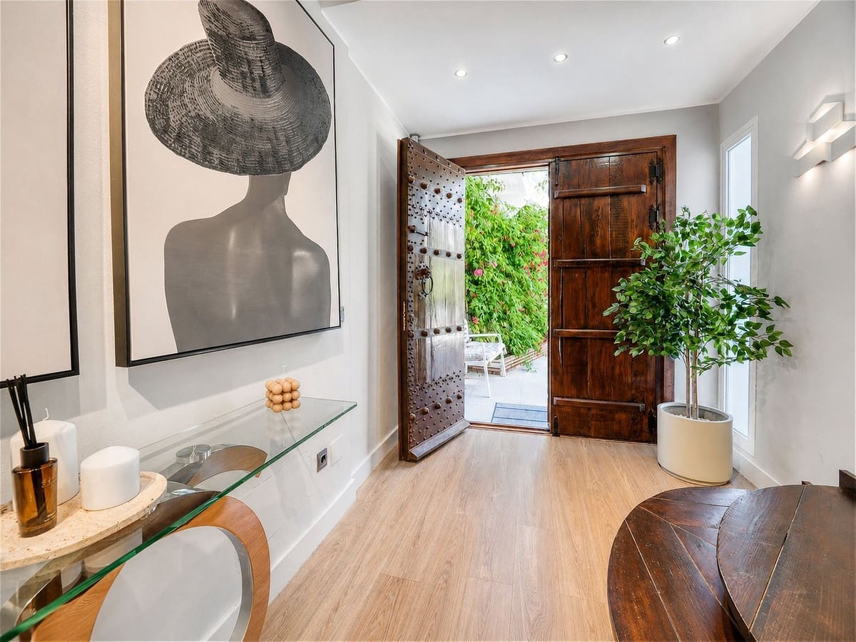 Chalet de 4 habitaciones en Benahavís en venta con piscina garaje - 2.950.000 € (Ref: 9854669)