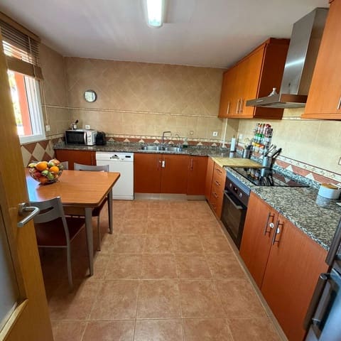 Pareado de 4 habitaciones en Calpe / Calp en venta con piscina garaje - 379.240 € (Ref: 10038967)