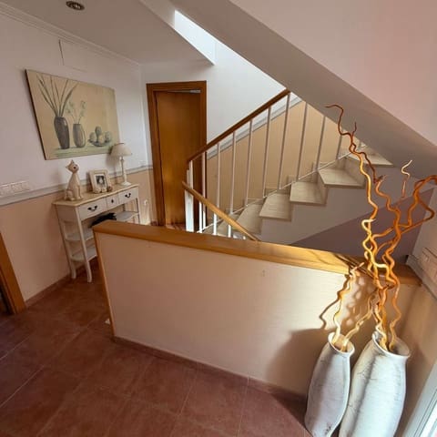 Chalet de 4 habitaciones en Calpe / Calp en venta con piscina garaje - 499.000 € (Ref: 10038968)