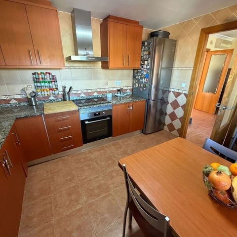 Chalet de 4 habitaciones en Calpe / Calp en venta con piscina garaje - 499.000 € (Ref: 10038968)