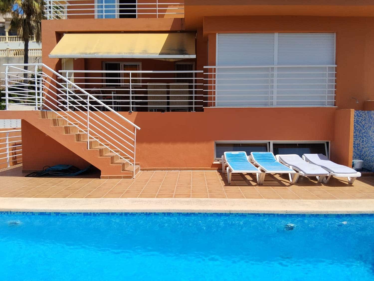 Chalet de 4 habitaciones en Calpe / Calp en venta con piscina garaje - 499.000 € (Ref: 10038968)