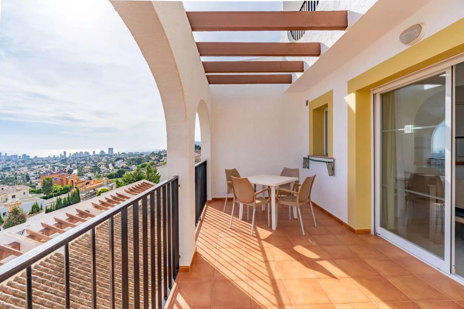 Bungalow til salgs i Calpe / Calp - € 240 000 (Ref: 10048687)