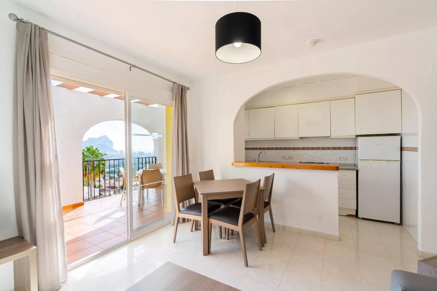 Bungalow til salgs i Calpe / Calp - € 240 000 (Ref: 10048687)