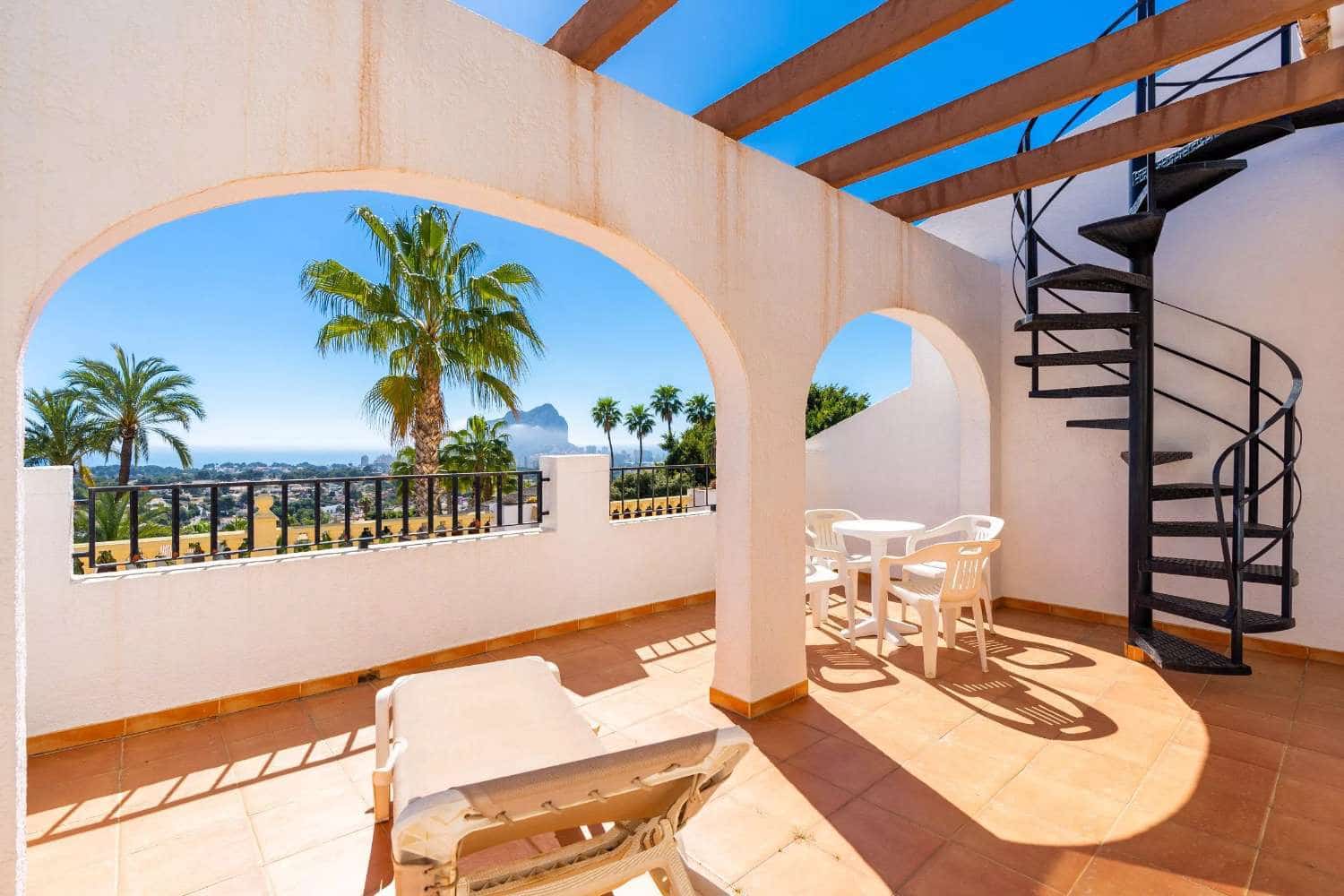 2 soverom Bungalow til salgs i Calpe / Calp med svømmebasseng garasje - € 270 000 (Ref: 10048688)