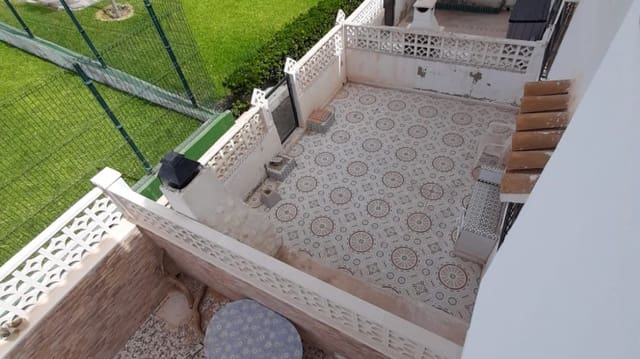 1 soveværelse Bungalow til salg i Torrevieja med swimmingpool - € 99.000 (Ref: 8867689)