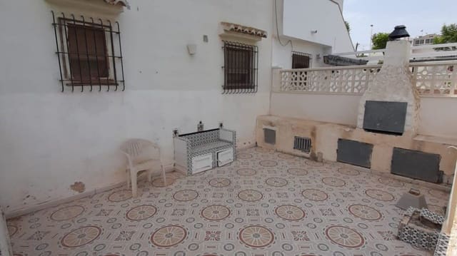 1 soveværelse Bungalow til salg i Torrevieja med swimmingpool - € 99.000 (Ref: 8867689)