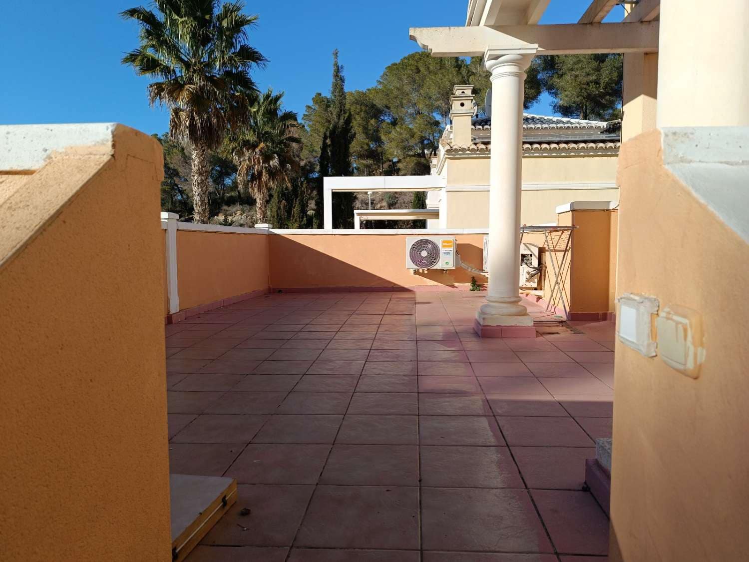 2 soveværelse Semi-Rækkehus til salg i Calpe / Calp med swimmingpool - € 285.000 (Ref: 8867692)