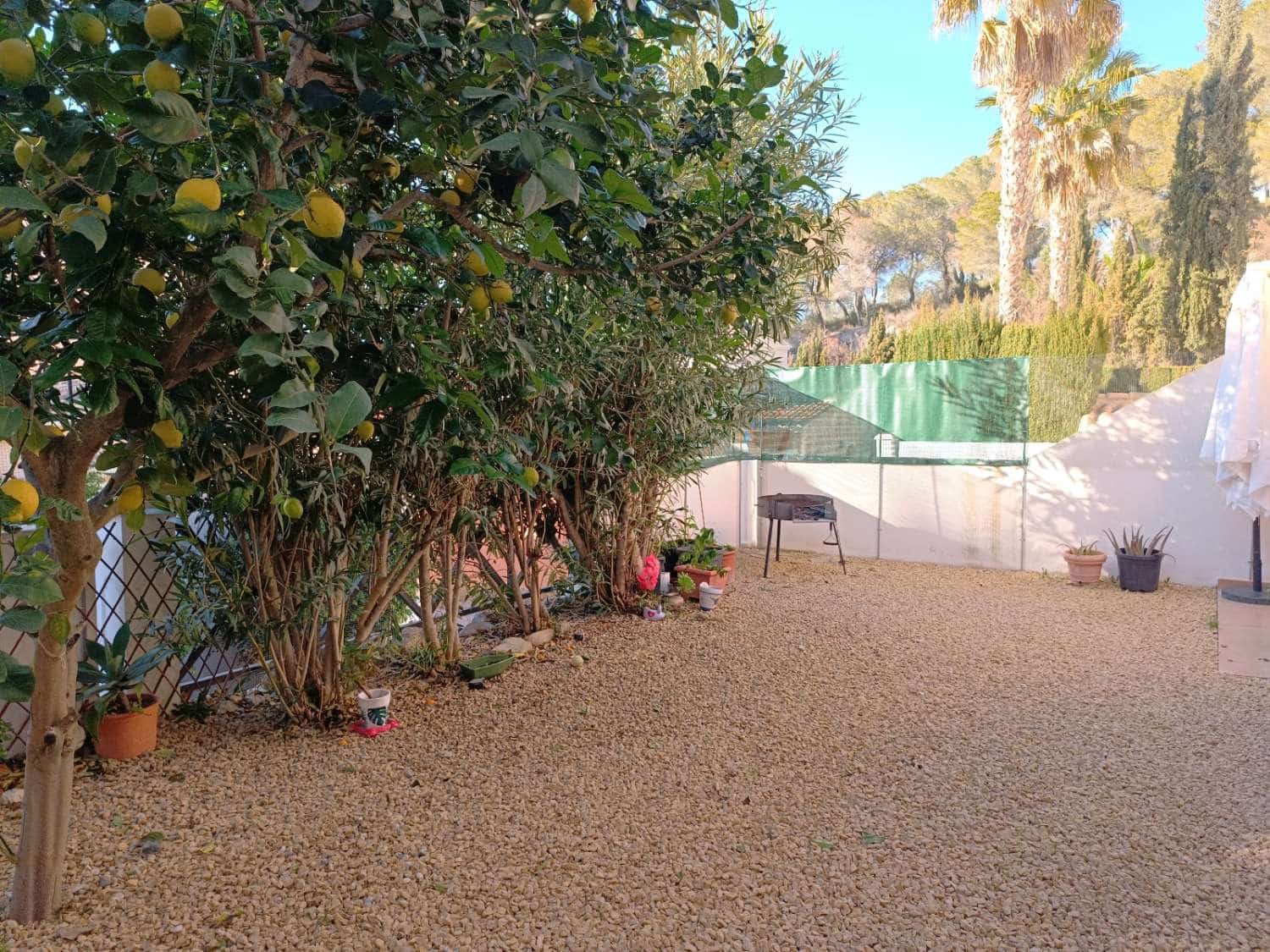 2 soveværelse Semi-Rækkehus til salg i Calpe / Calp med swimmingpool - € 285.000 (Ref: 8867692)