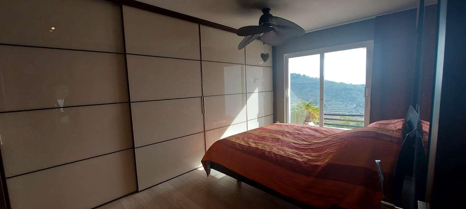 3 makuuhuone Huvila myytävänä paikassa Calpe / Calp mukana uima-altaan - 1 050 000 € (Ref: 8917633)