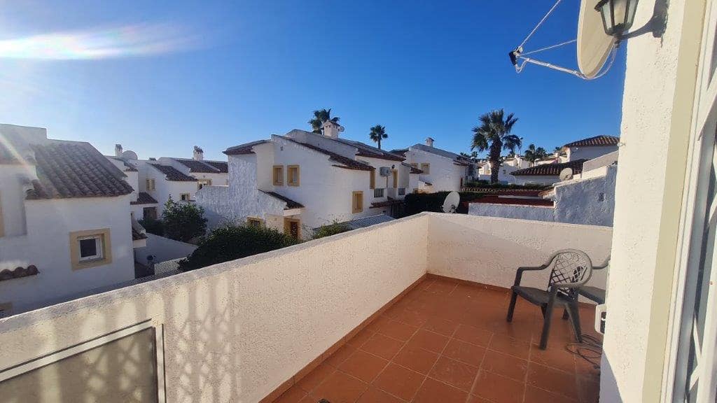 3 soveværelse Semi-Rækkehus til salg i Calpe / Calp med swimmingpool garage - € 350.000 (Ref: 9321444)