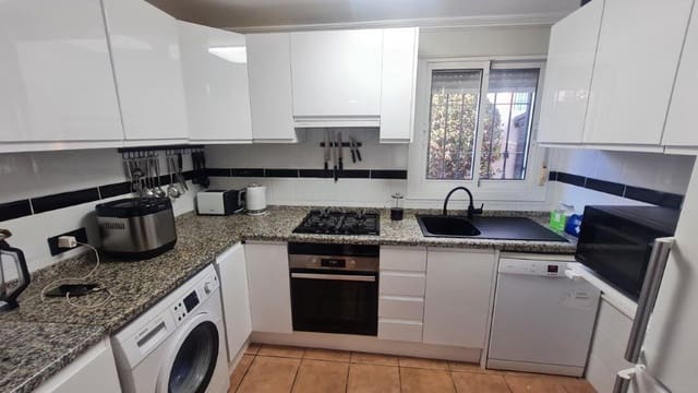 3 soveværelse Semi-Rækkehus til salg i Calpe / Calp med swimmingpool garage - € 350.000 (Ref: 9321444)