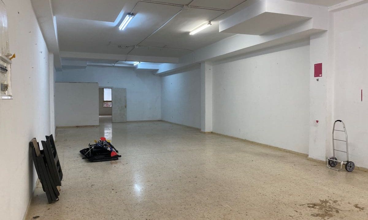 Commercial for sale in Calpe / Calp - € 169,000 (Ref: 9330076)