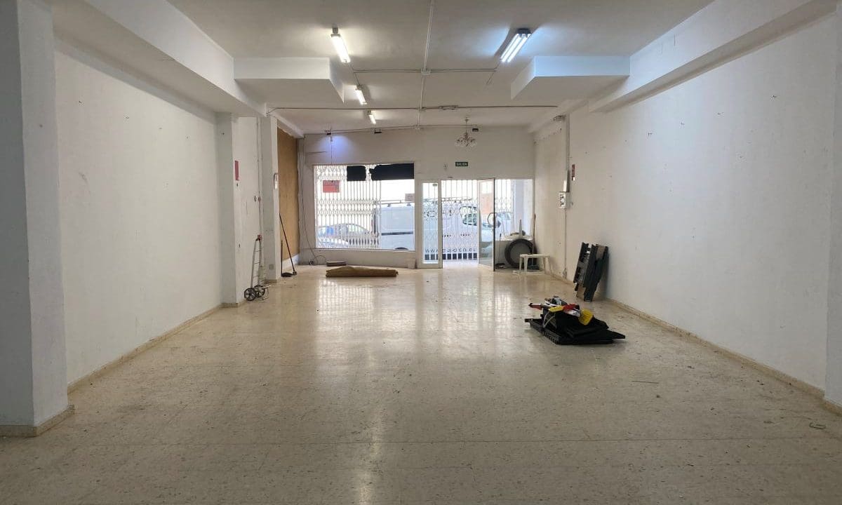 Commercial for sale in Calpe / Calp - € 169,000 (Ref: 9330076)