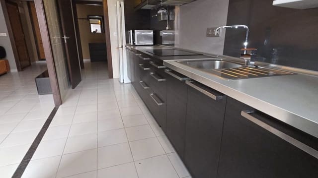 3 camera da letto Appartamento in vendita in Torrevieja con piscina - 159.900 € (Rif: 9376554)