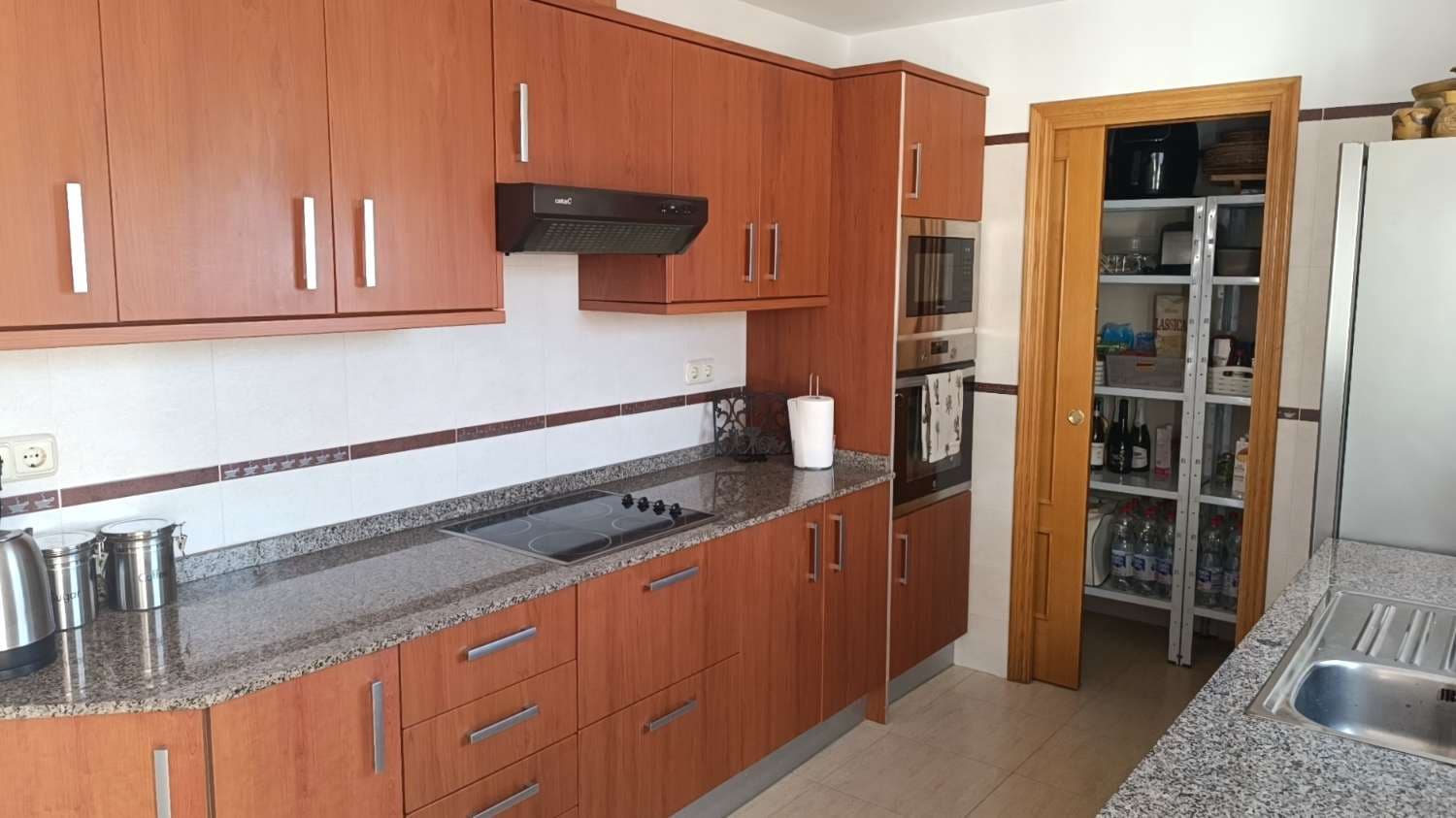 3 bedroom Apartment for sale in Calpe / Calp - € 395,000 (Ref: 9433017)