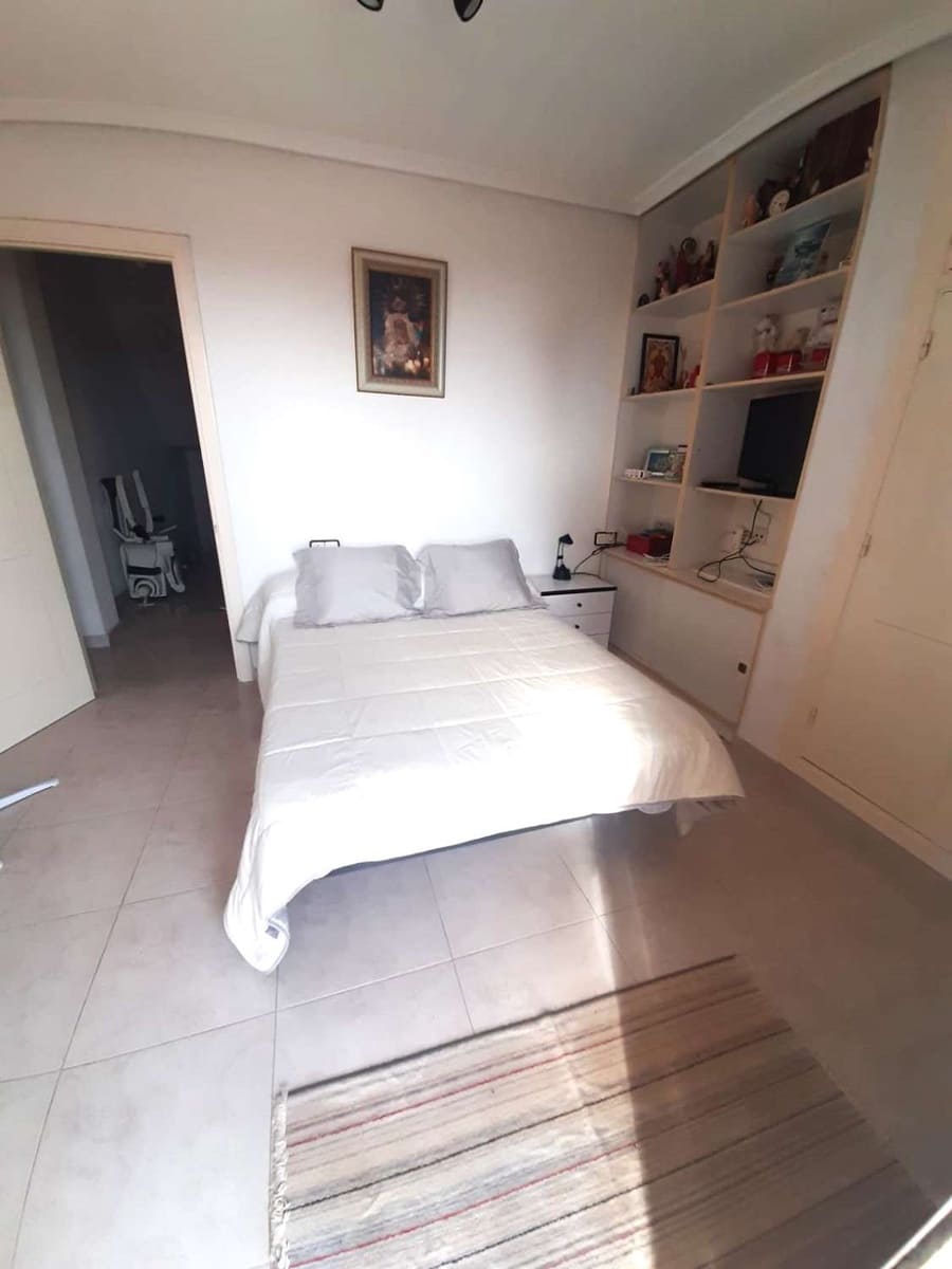 2 sypialnia Bungalow na sprzedaż w Torrevieja z basenem - 270 000 € (Ref: 9470878)