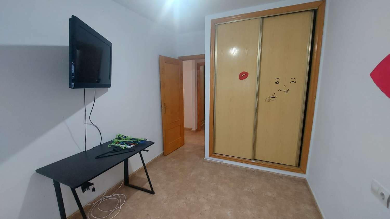 3 bedroom Beach Apartment for sale in Calpe / Calp with pool - € 249,000 (Ref: 9499631)