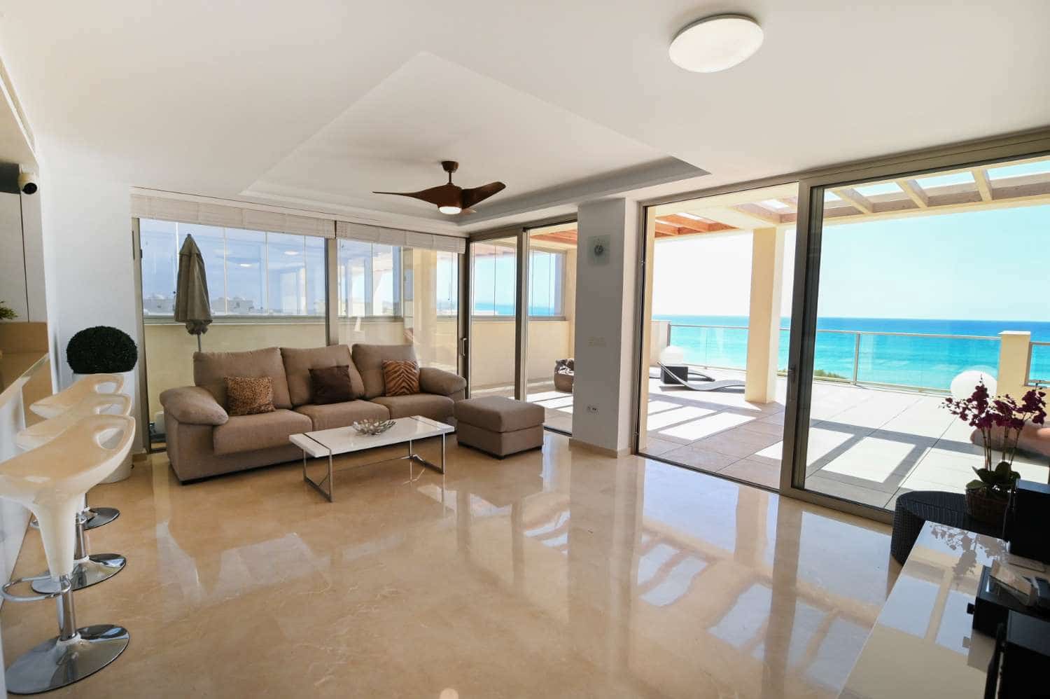 3 camera da letto Appartamento sulla Spiaggia in vendita in La Villajoyosa / Vila Joiosa con piscina - 840.000 € (Rif: 9610777)