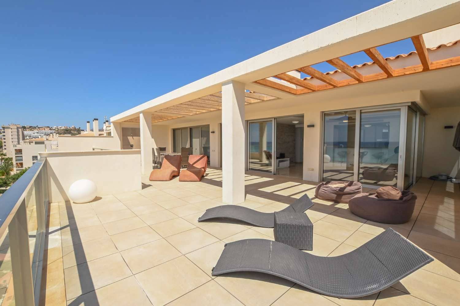 3 camera da letto Appartamento sulla Spiaggia in vendita in La Villajoyosa / Vila Joiosa con piscina - 840.000 € (Rif: 9610777)