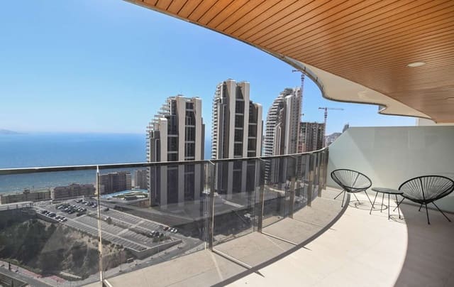 2 quarto Apartamento de Praia para venda em Benidorm com piscina - 680 000 € (Ref: 9610778)